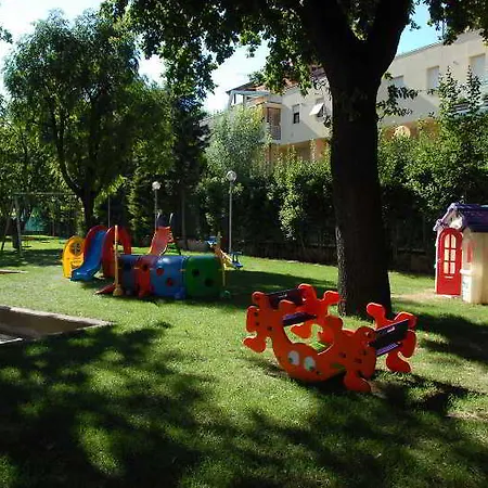 Le Querce מלון