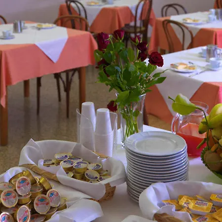 利昆尔齐酒店 酒店