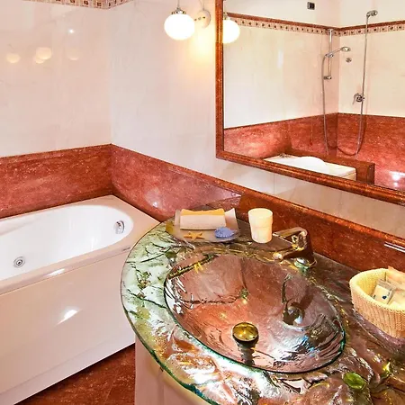 利昆尔齐酒店 酒店 3*