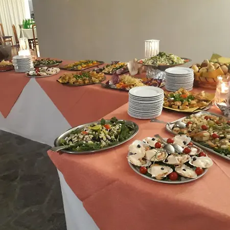 Le Querce מלון סניגליה